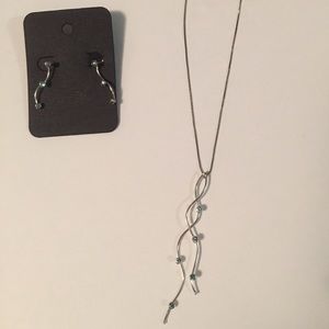 Necklace and earrings set